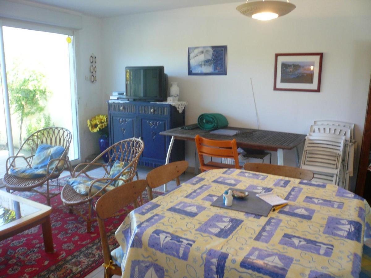 Maison Mitoyenne 3 Ch. Avec Jardin, Terrasse Et Poele A Bois, Proche Du Port De Sauzon, Animaux Ok - Fr-1-418-160 المظهر الخارجي الصورة